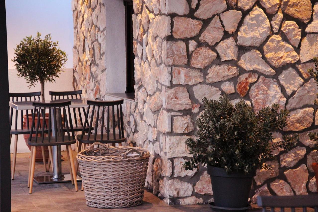 Ifestos Villa Φηρά Εξωτερικό φωτογραφία